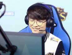 问鼎娱乐-Faker新星逆转表现惊艳，澳大利亚队未来可期！的简单介绍