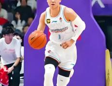 问鼎娱乐-包含NBA常规赛冲刺阶段再迎强敌，广东宏远止住颓势，主帅态度——管理层满意，细节决定成败的词条