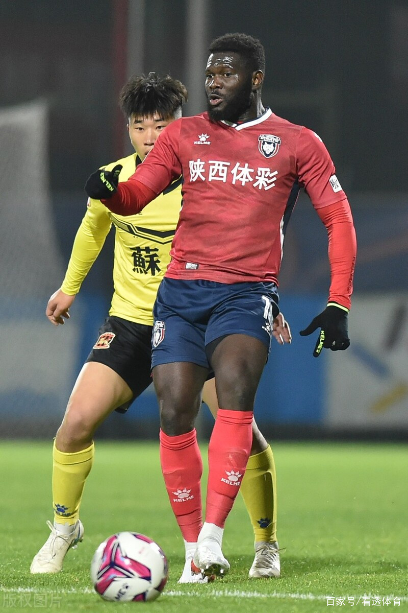 问鼎娱乐-法甲赛程吃紧，里昂清晨主帅复盘，压力陡增，球探报告显示潜力(法甲与西甲哪个水平高)