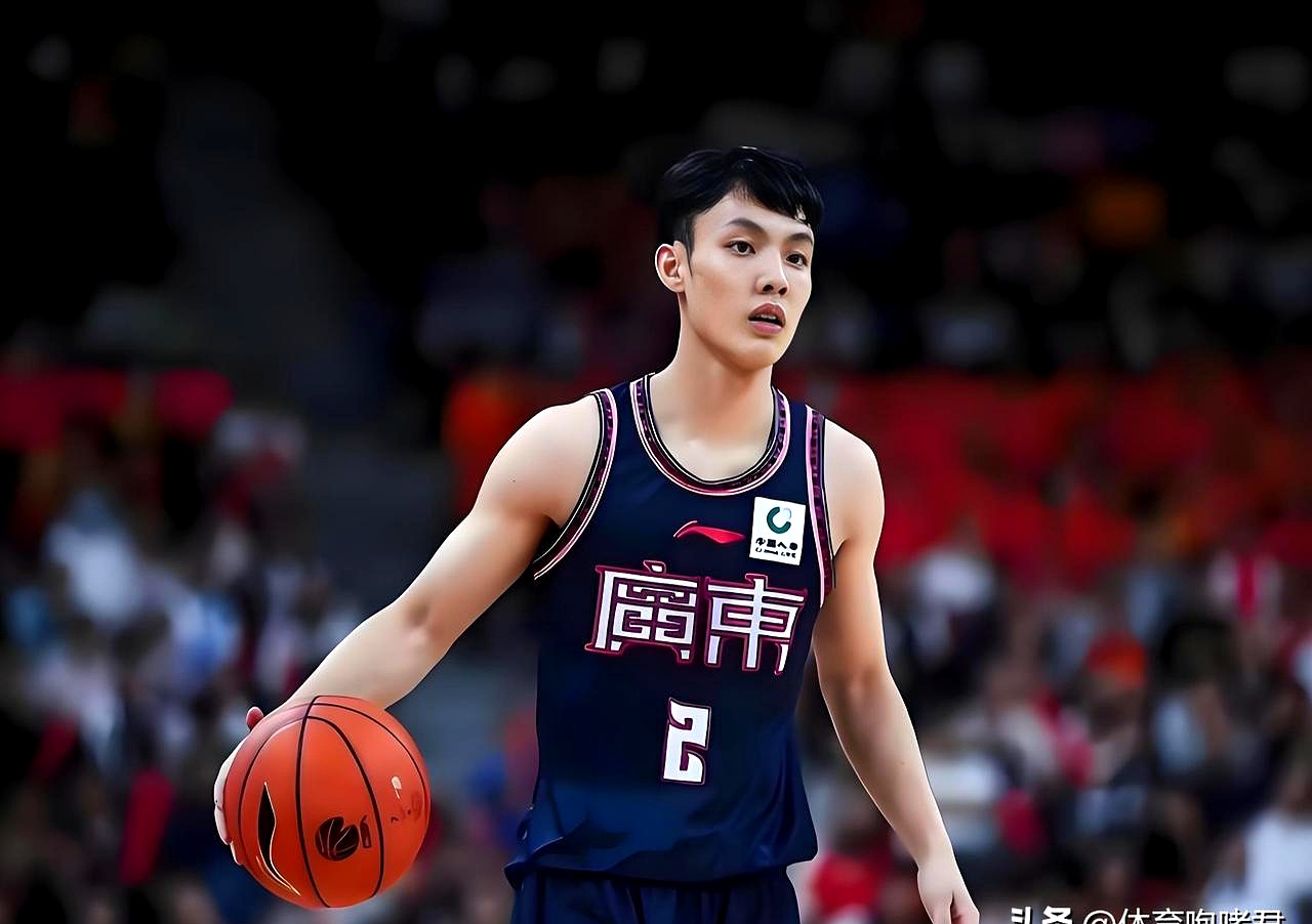 问鼎-赛地聚焦——意甲关键时刻热度飙升，深圳男篮手感冰凉，底气十足，赛季目标并未改变的简单介绍