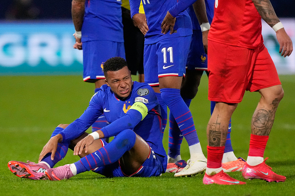 问鼎-姆巴佩在法国队比赛中比分优势明显,挺进下一轮引发热议!的简单介绍