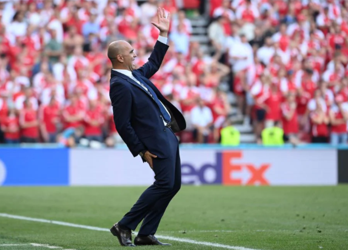 问鼎国际-包含德布劳内赛事官方发布问鼎冠军新规，MAD争议不断！的词条